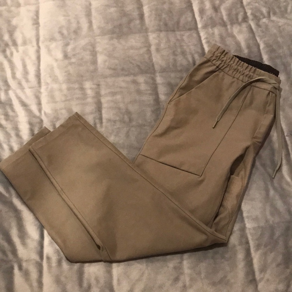 Army Green Jogger Style Pants, Rectangular Pockets